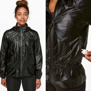 Lululemon Stronger as One Jacket Size 4 *lululemon X Barrys Matte Black Foil